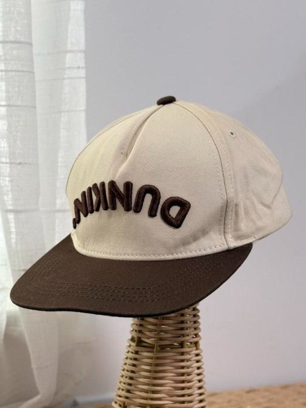 Dunkin Donuts hat brown & cream snapback